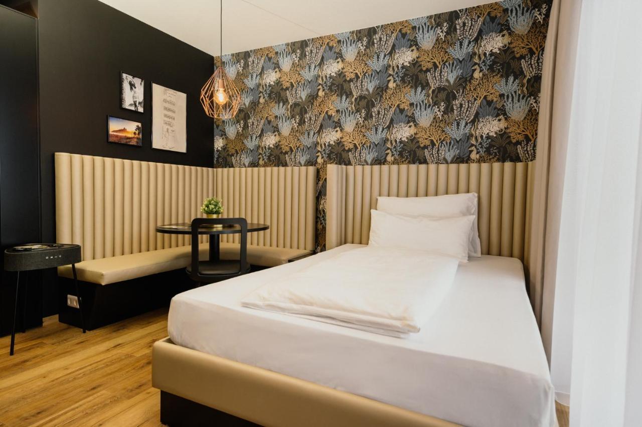 Rioca Neu-Ulm Posto 5 Aparthotel Exteriör bild